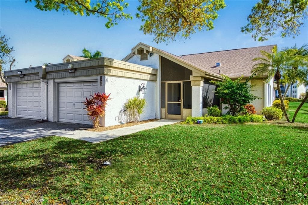 1790 Pine Glade CIR FORT MYERS, FL 33907