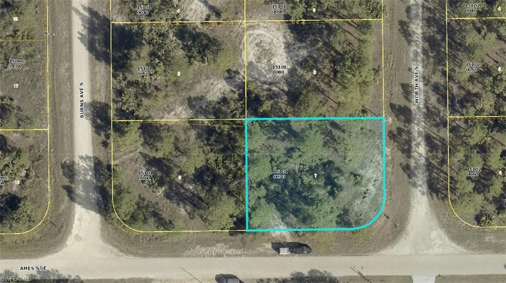 852 Worth AVE S LEHIGH ACRES, FL 33974