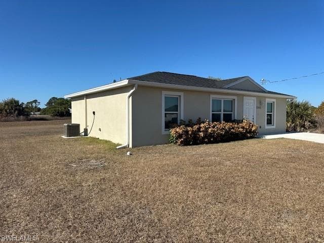 7065 Berwick CIR LABELLE, FL 33935