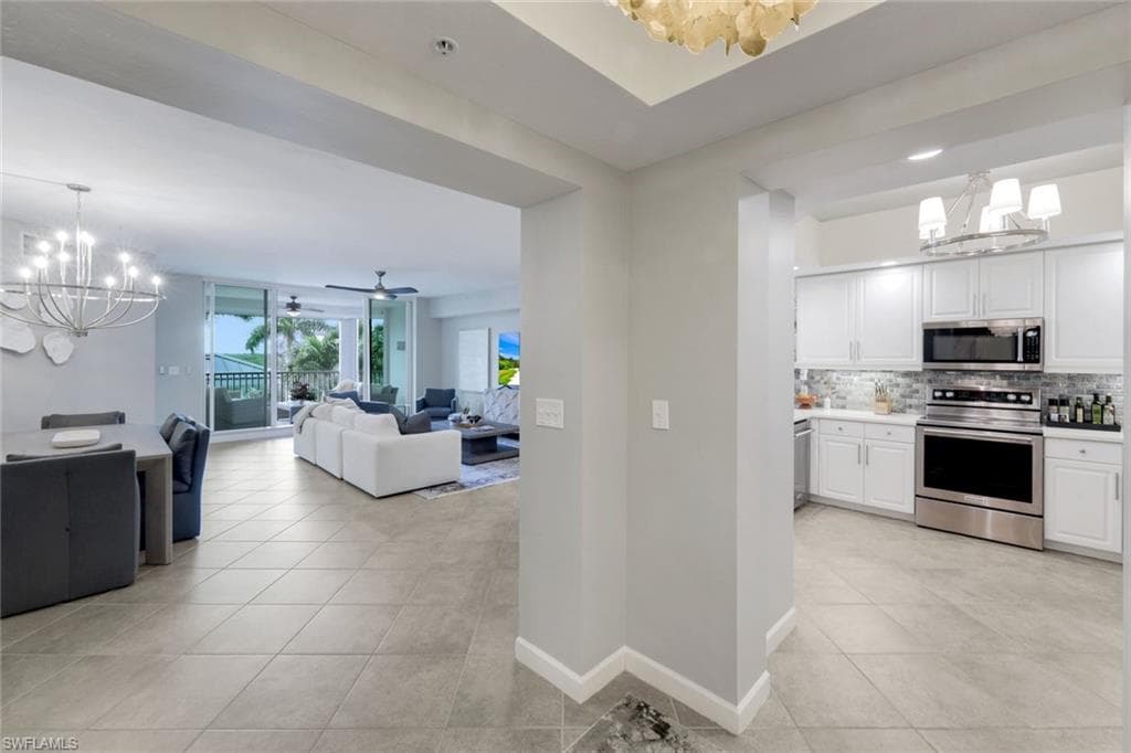 325 Dunes BLVD 204 NAPLES, FL 34110