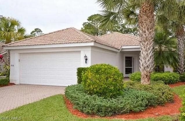 9918 Horse Creek RD FORT MYERS, FL 33913