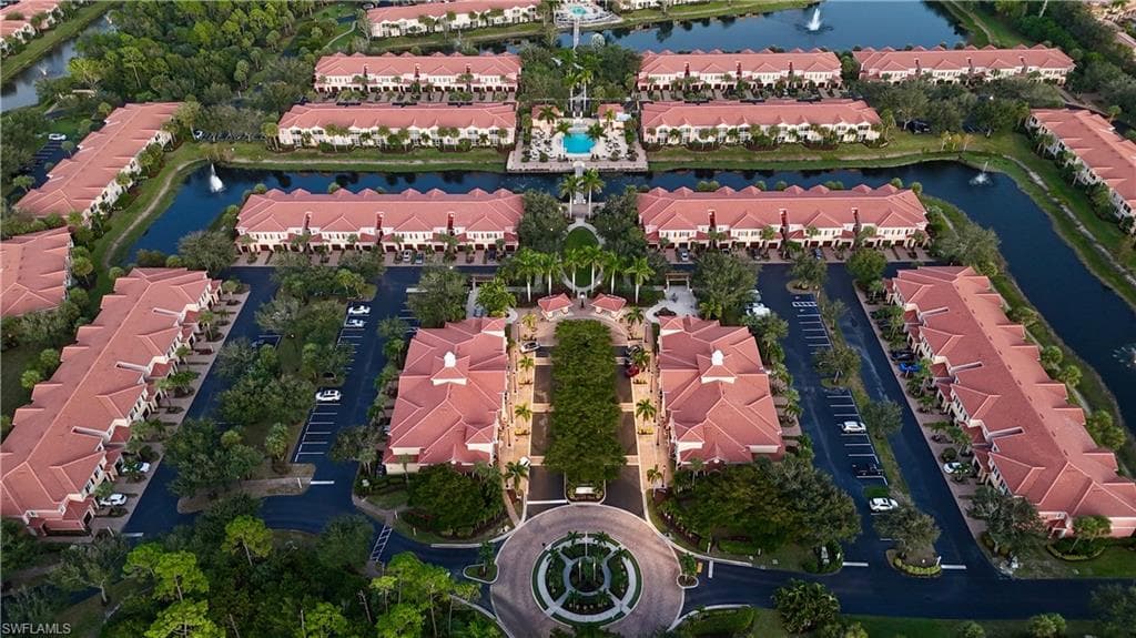10121 Villagio Palms WAY 104 ESTERO, FL 33928