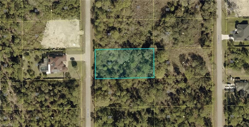 818 Prospect AVE LEHIGH ACRES, FL 33972