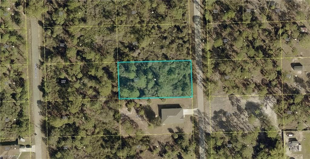 1119 8th AVE LEHIGH ACRES, FL 33972