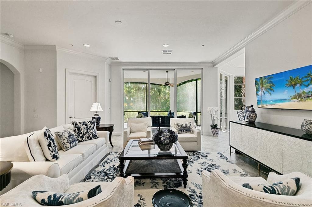 28540 Calabria CT 102 NAPLES, FL 34110