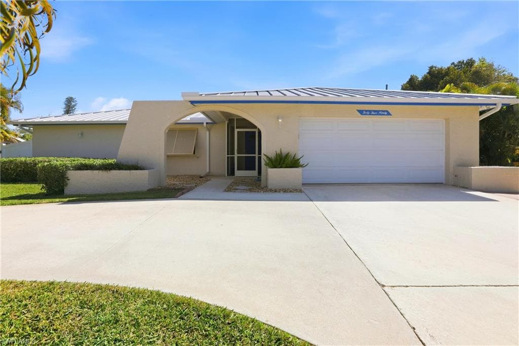 4490 19th AVE SW NAPLES, FL 34116