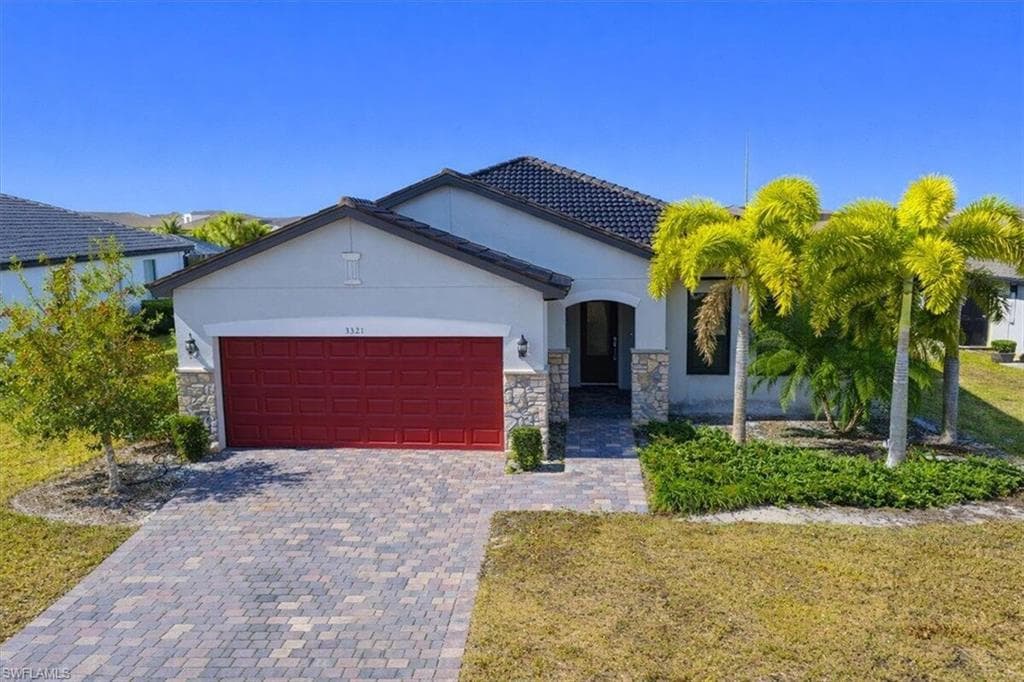 3321 Hampton BLVD ALVA, FL 33920