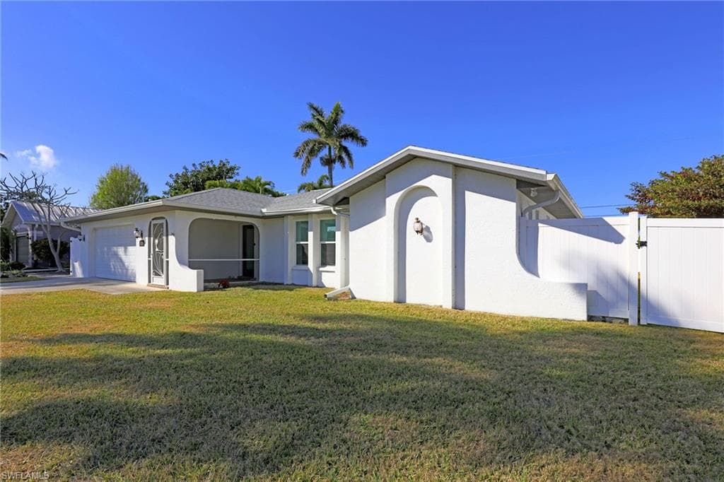 3626 SE 2nd AVE CAPE CORAL, FL 33904