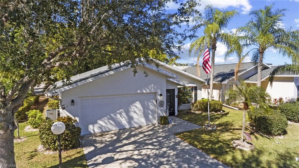 5521 Longleaf DR NORTH FORT MYERS, FL 33917