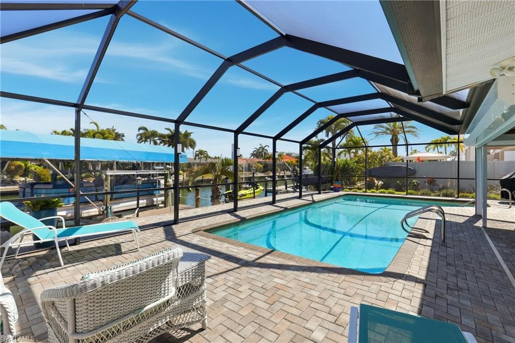 17 Palmview BLVD FORT MYERS BEACH, FL 33931