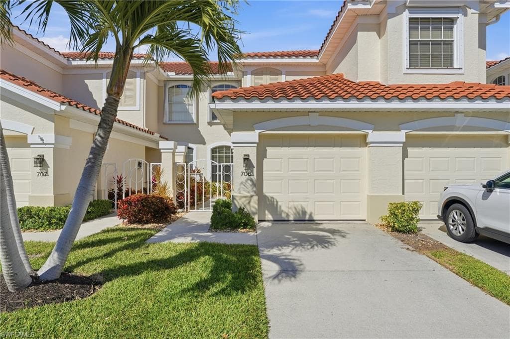 15054 Tamarind Cay CT 706 FORT MYERS, FL 33908