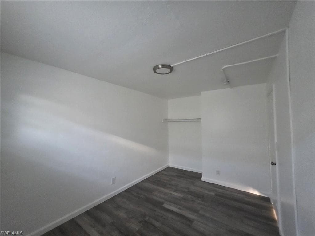 3033 2nd ST 2 FORT MYERS, FL 33916