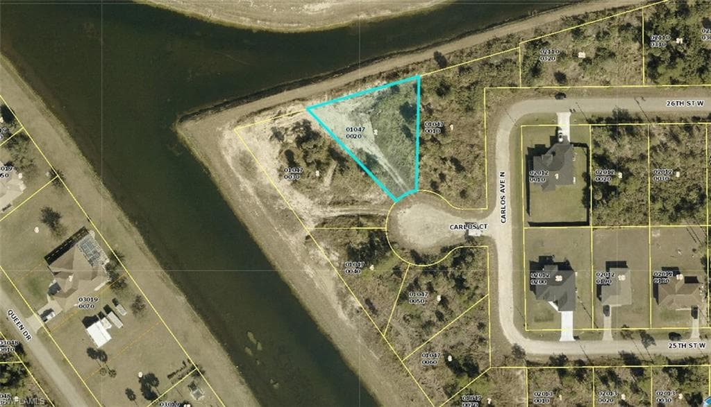 3024 Carlos CT LEHIGH ACRES, FL 33971