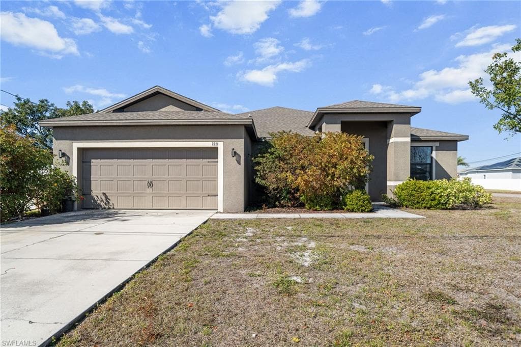 2210 SW 19th AVE CAPE CORAL, FL 33991