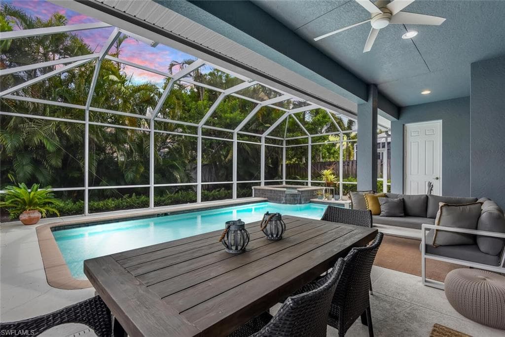 590 110th AVE N NAPLES, FL 34108
