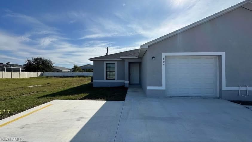 604 SE 8th TER CAPE CORAL, FL 33990