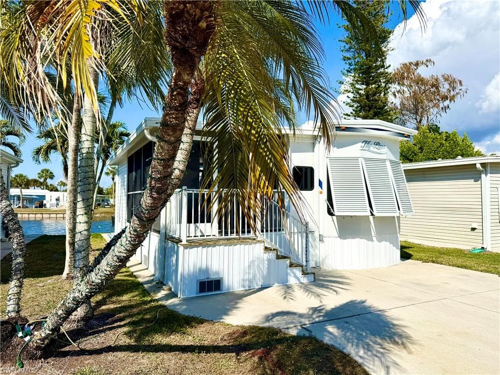 442 Cheetah DR 442 NAPLES, FL 34114