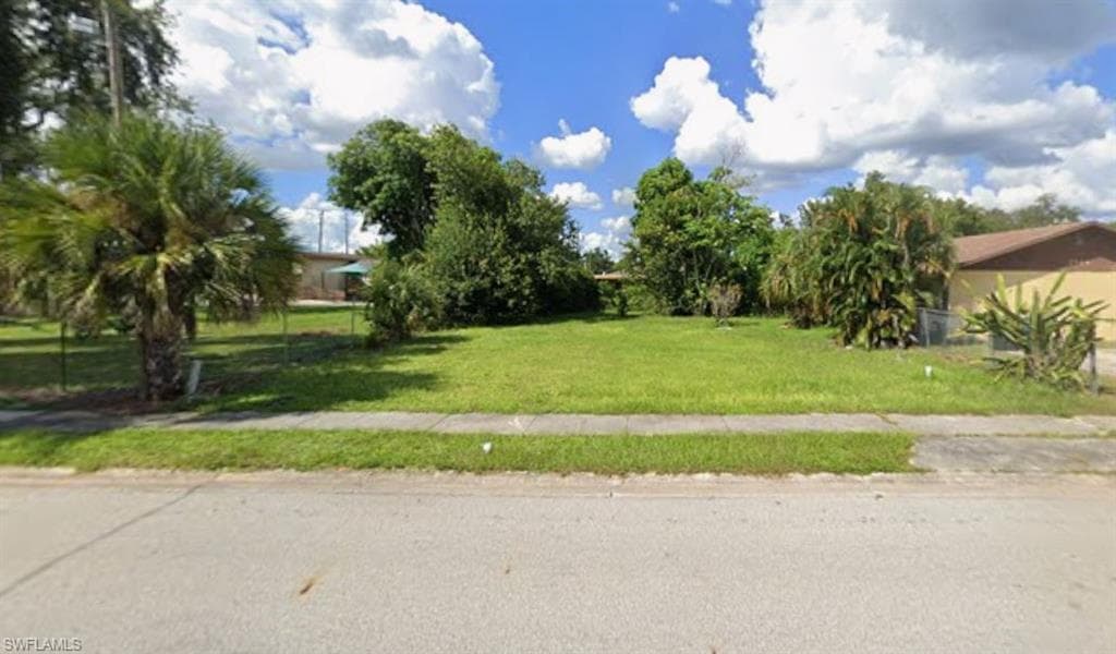 2915 Price AVE FORT MYERS, FL 33916