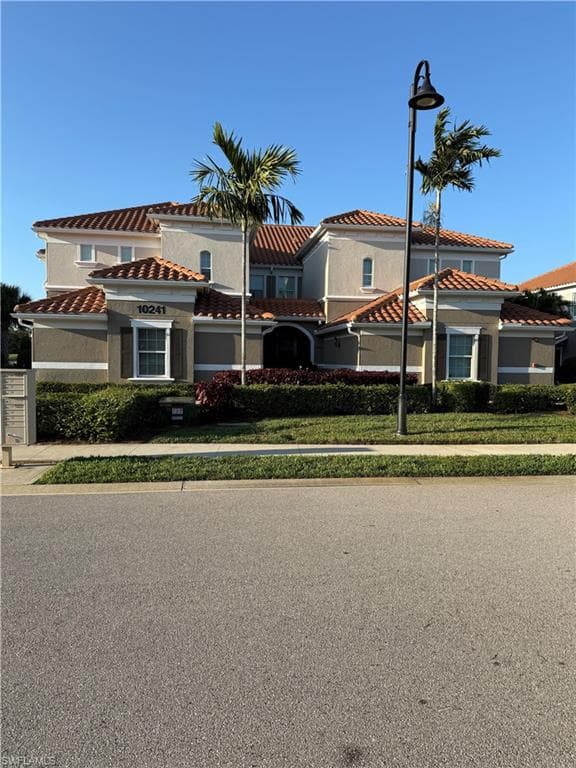 10241 Glastonbury CIR 101 FORT MYERS, FL 33913