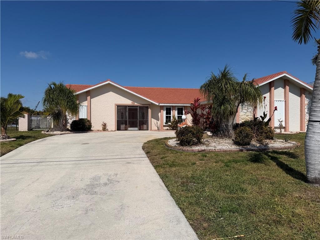 1149 SE 13th ST CAPE CORAL, FL 33990