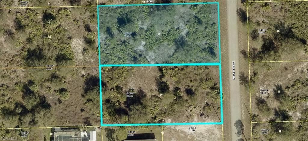 903 Maple AVE N LEHIGH ACRES, FL 33972
