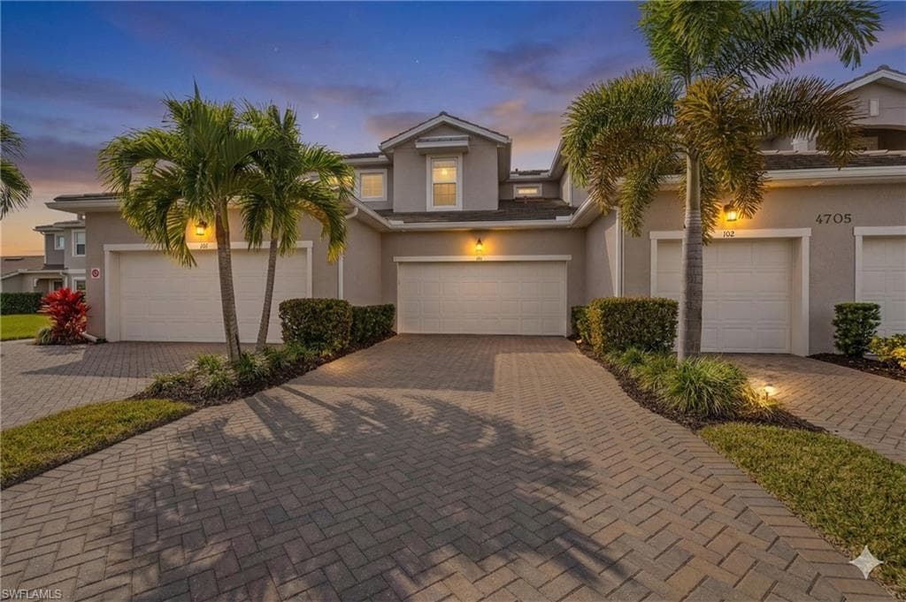 4705 Arboretum CIR 101 NAPLES, FL 34112
