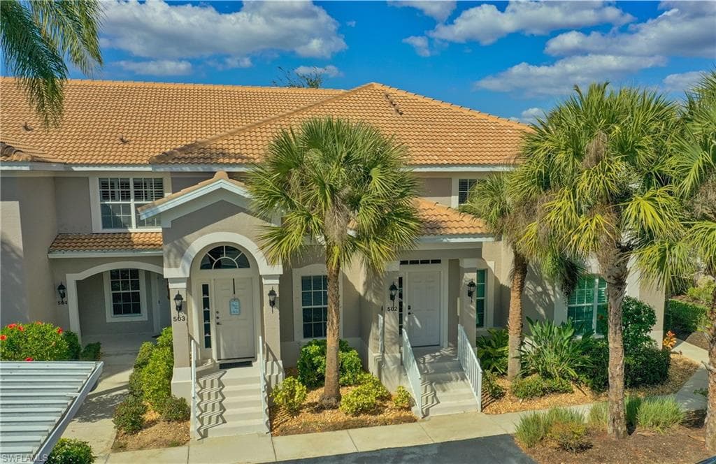 10124 Colonial Country Club BLVD 502 FORT MYERS, FL 33913
