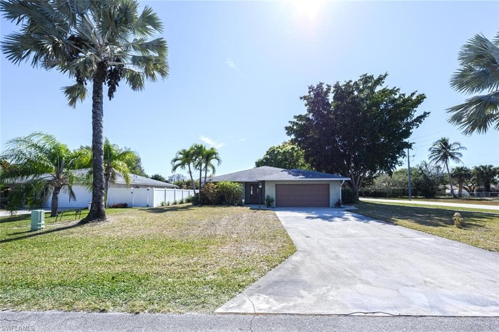 104 Johnnycake DR NAPLES, FL 34110