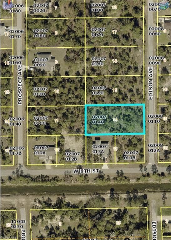 803 Edison AVE LEHIGH ACRES, FL 33972