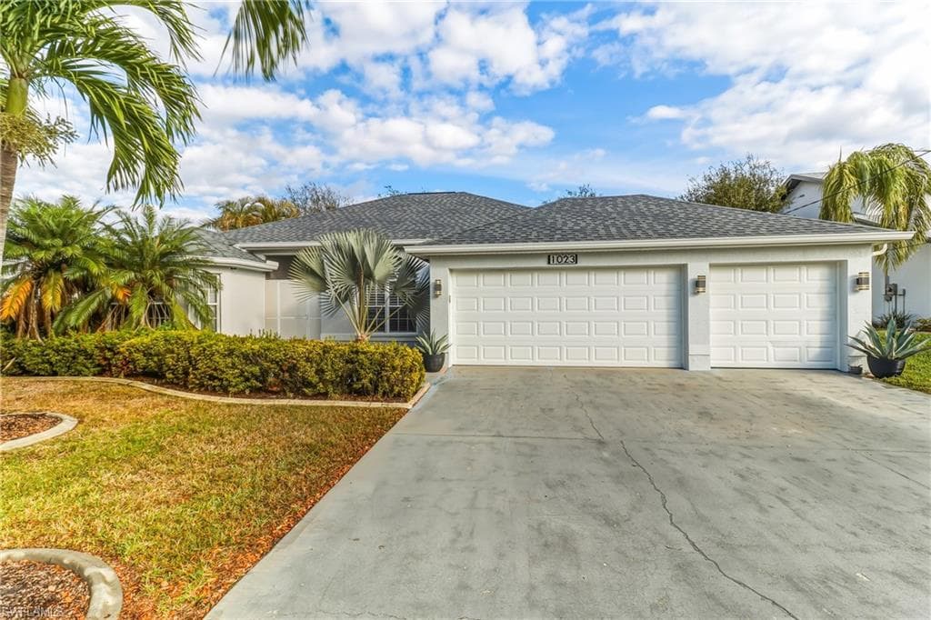 1023 SE 4th ST CAPE CORAL, FL 33990