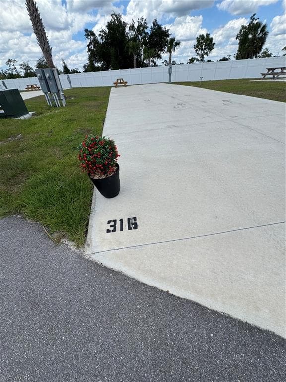 316 Horizon RD PUNTA GORDA, FL 33982