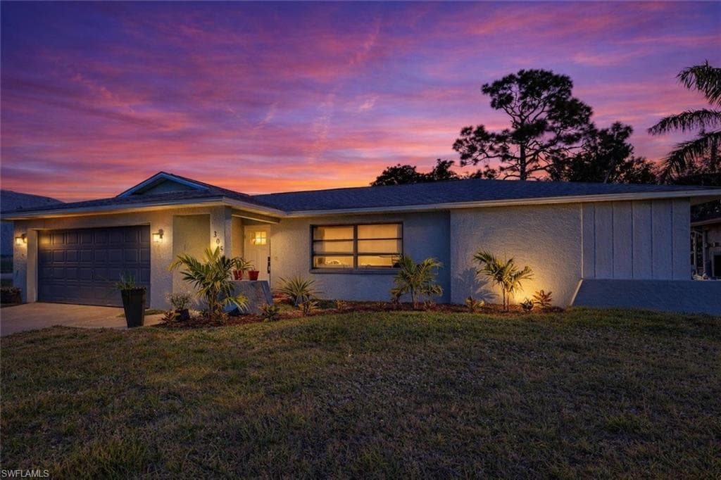 305 SE 14th TER CAPE CORAL, FL 33990