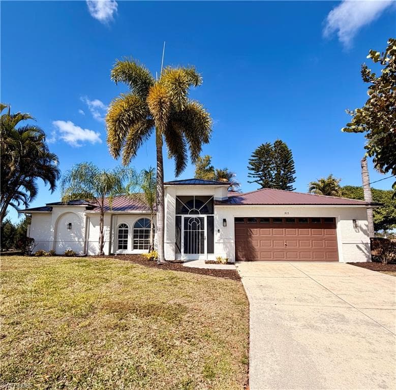 915 SW 1st TER CAPE CORAL, FL 33991