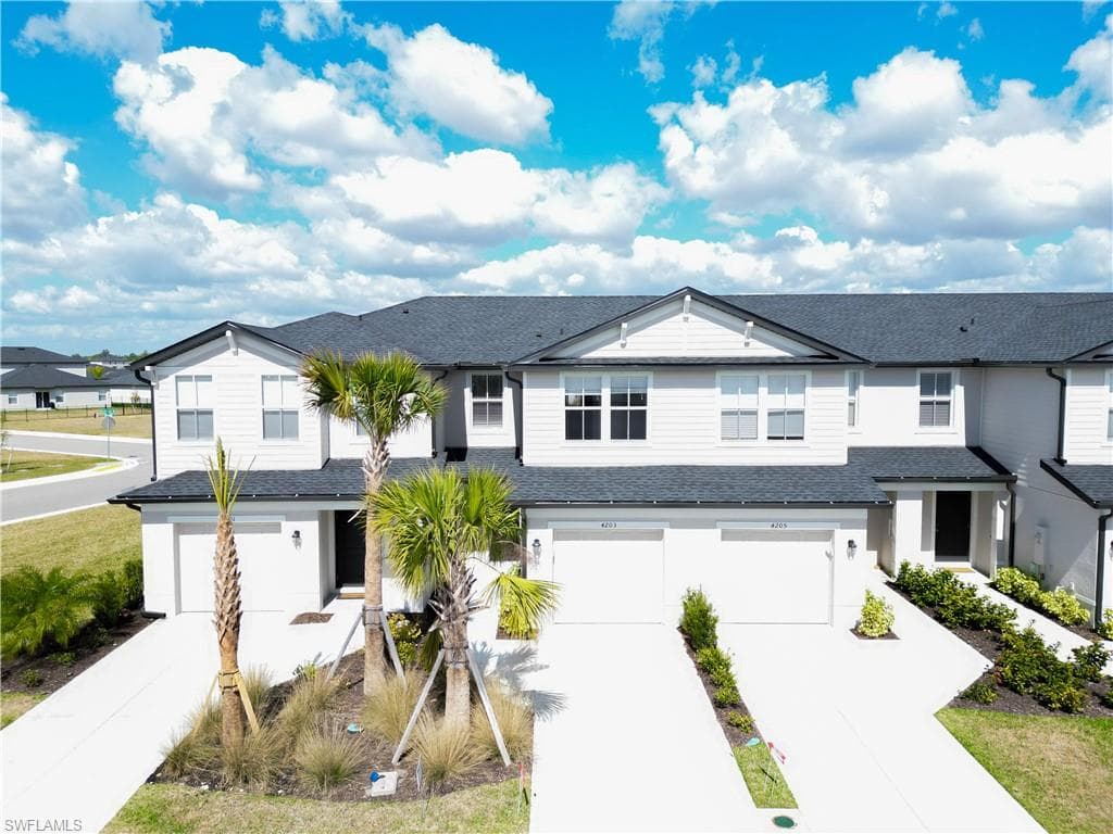 4203 Caterina CT NORTH FORT MYERS, FL 33917