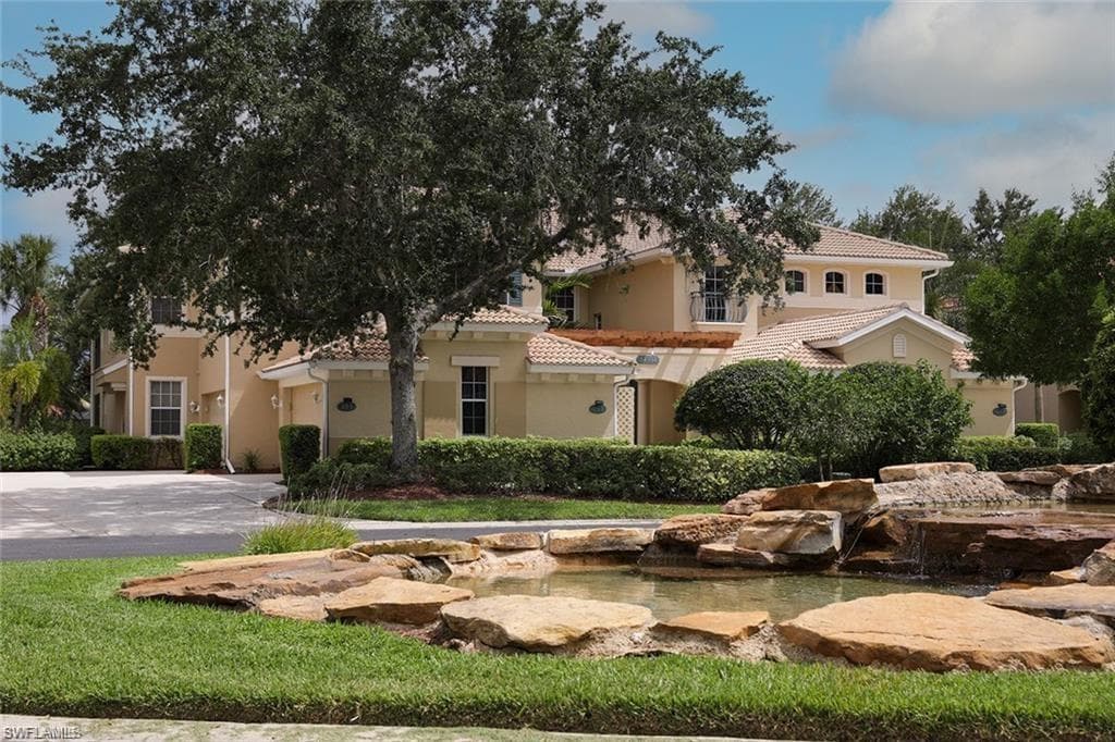 12052 BRASSIE BEND 201 FORT MYERS, FL 33913