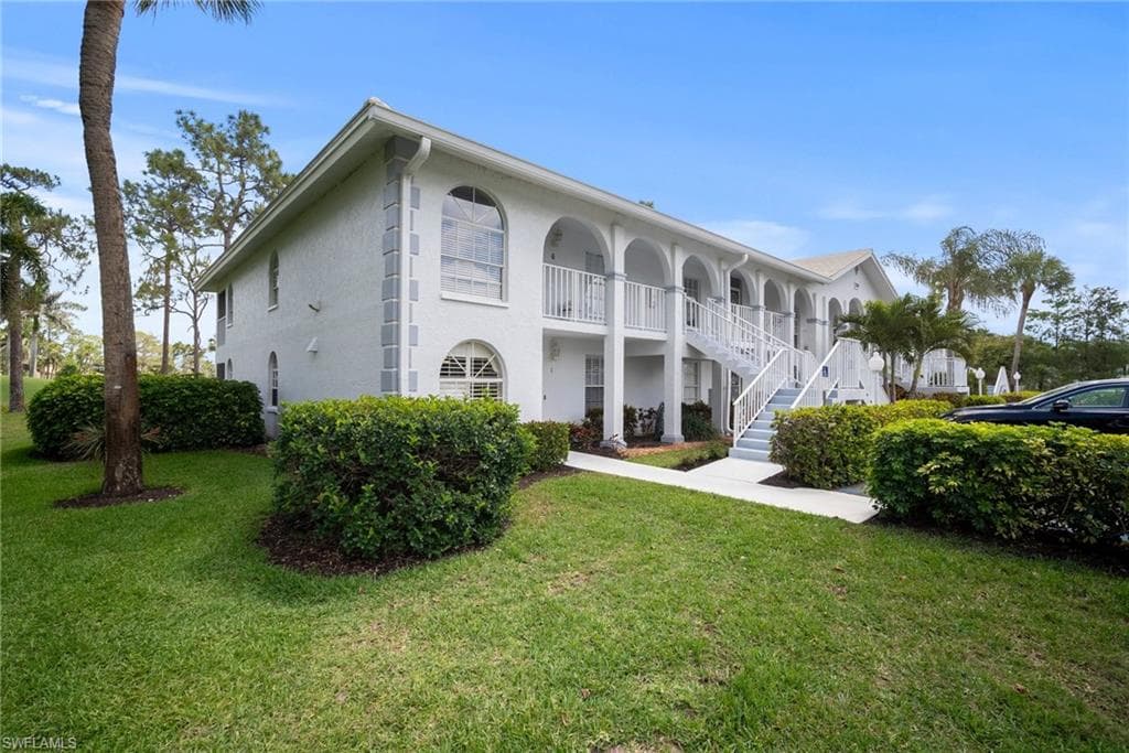 259 Deerwood CIR 6 NAPLES, FL 34113
