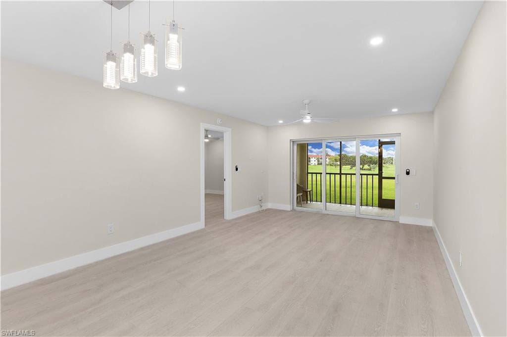 57 High Point CIR W 104 NAPLES, FL 34103