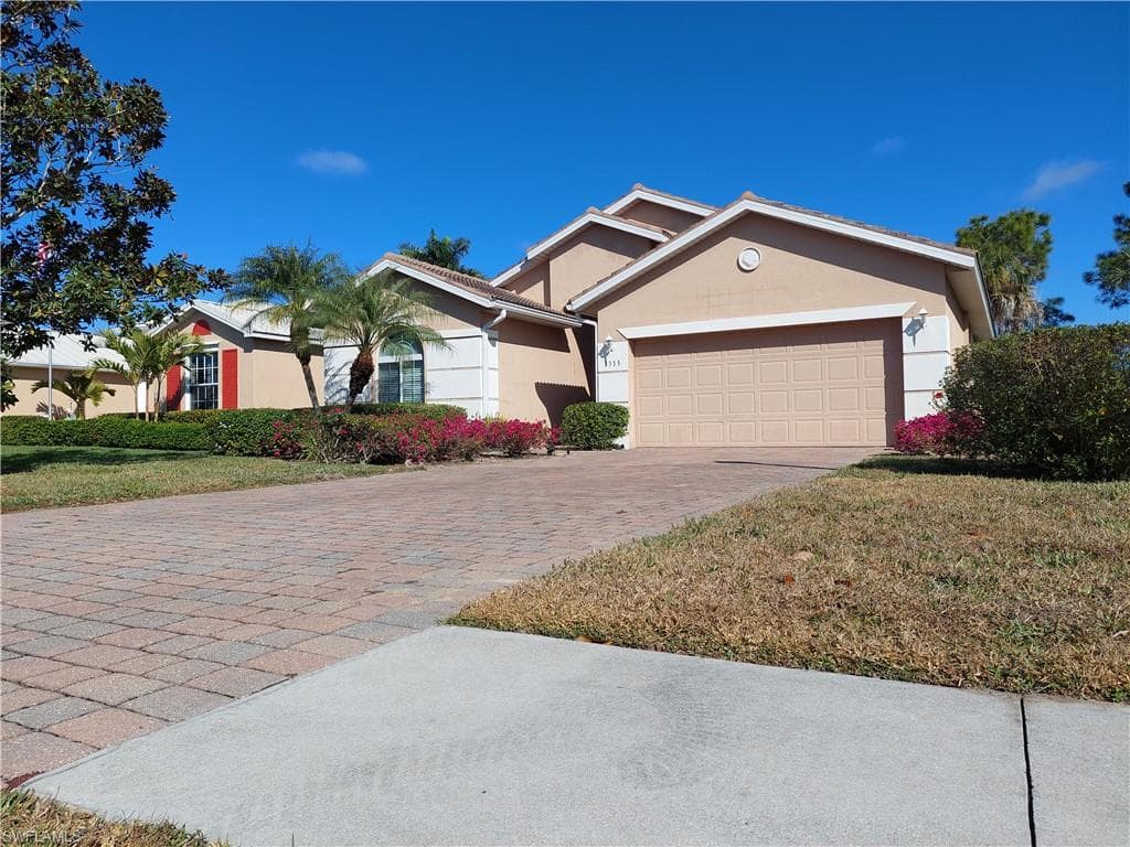 3333 Magnolia Landing LN NORTH FORT MYERS, FL 33917