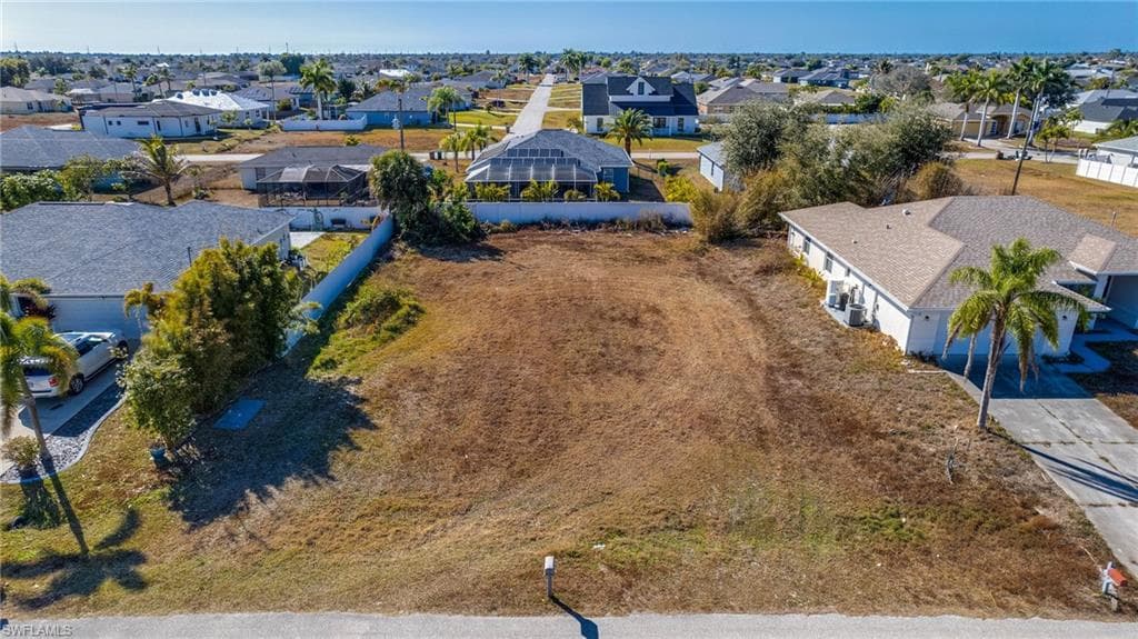1028 NW Juanita PL CAPE CORAL, FL 33993