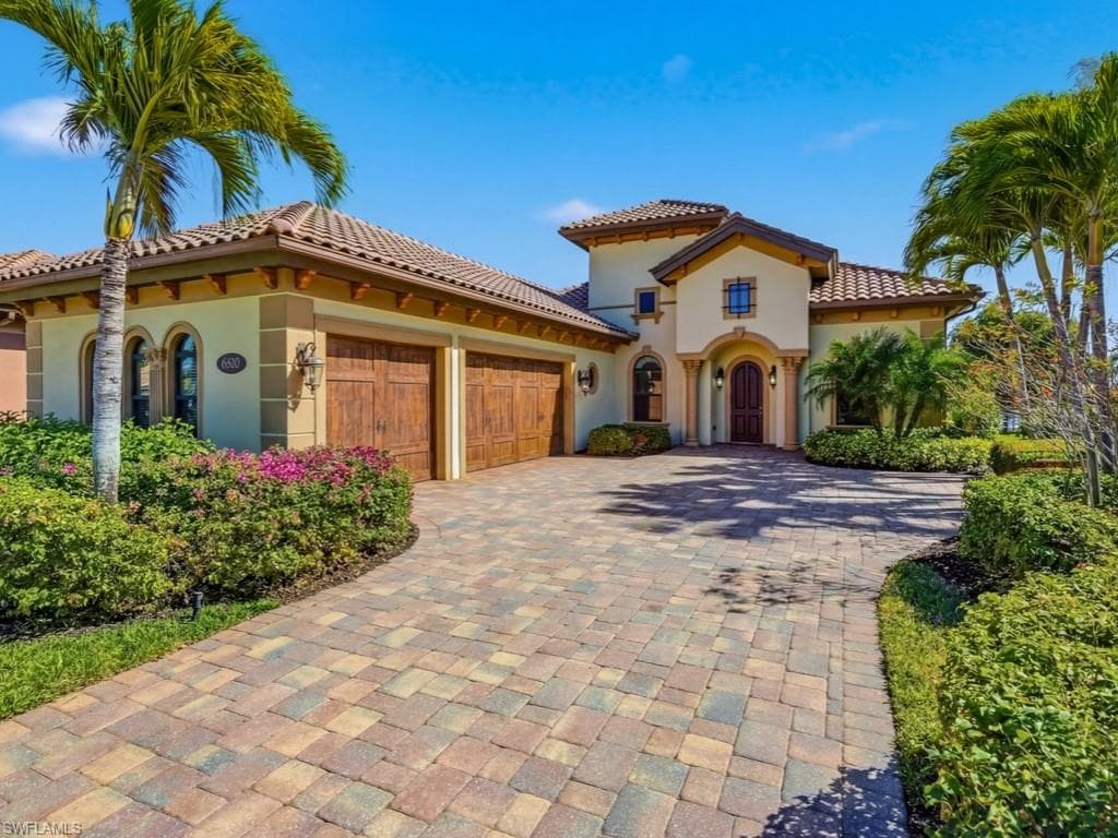 6300 Serano WAY NAPLES, FL 34113