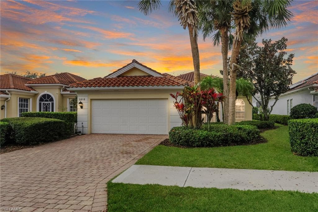 3818 Whidbey WAY NAPLES, FL 34119
