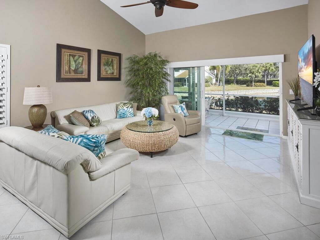 570 Windsor SQ 101 NAPLES, FL 34104