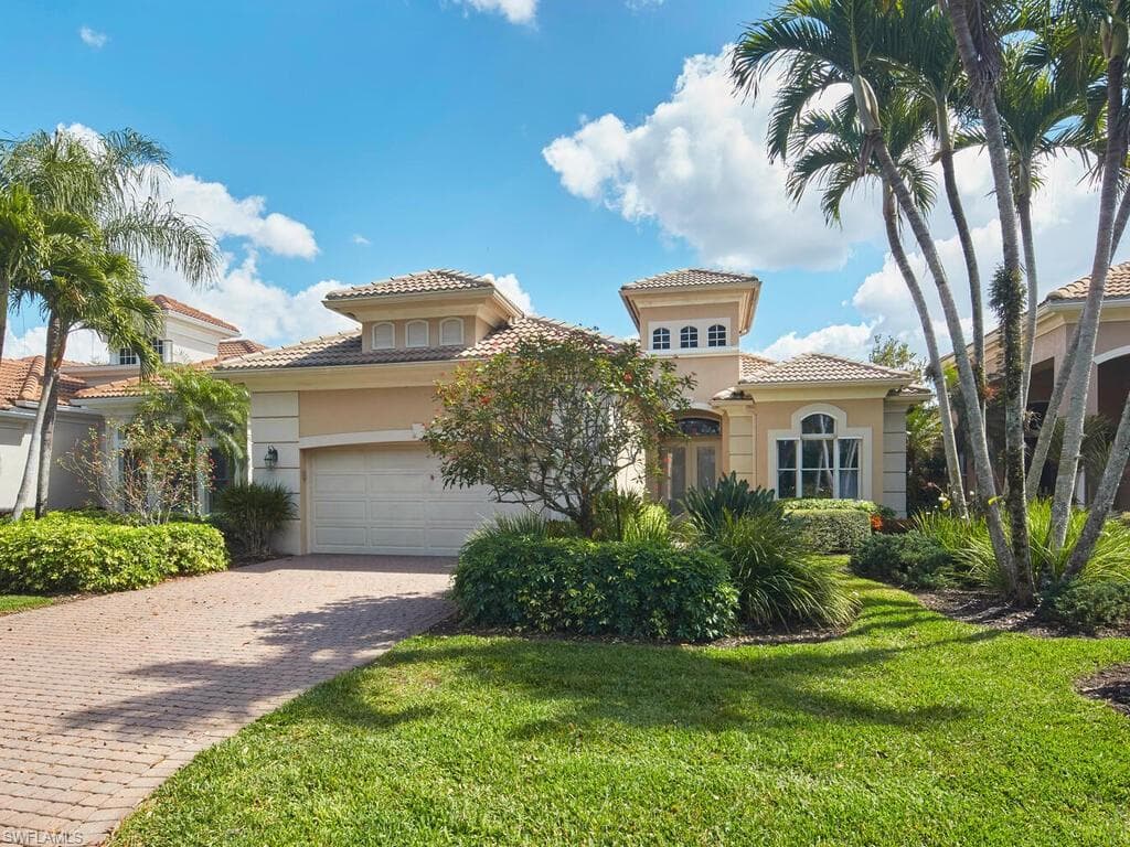 892 Villa Florenza DR NAPLES, FL 34119