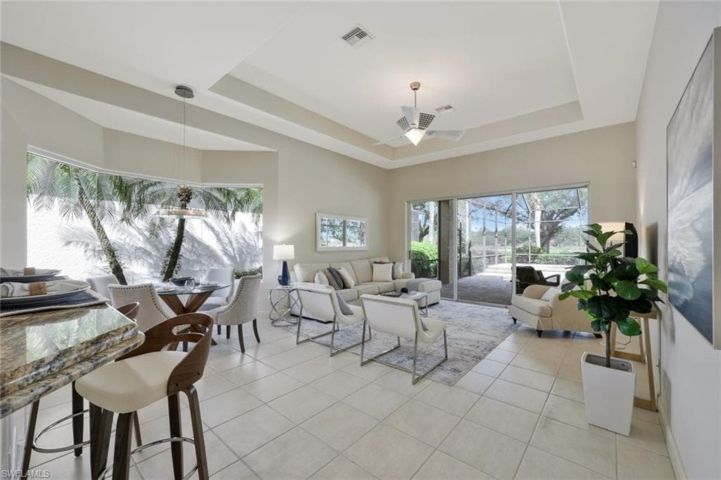 910 Villa Florenza DR NAPLES, FL 34119