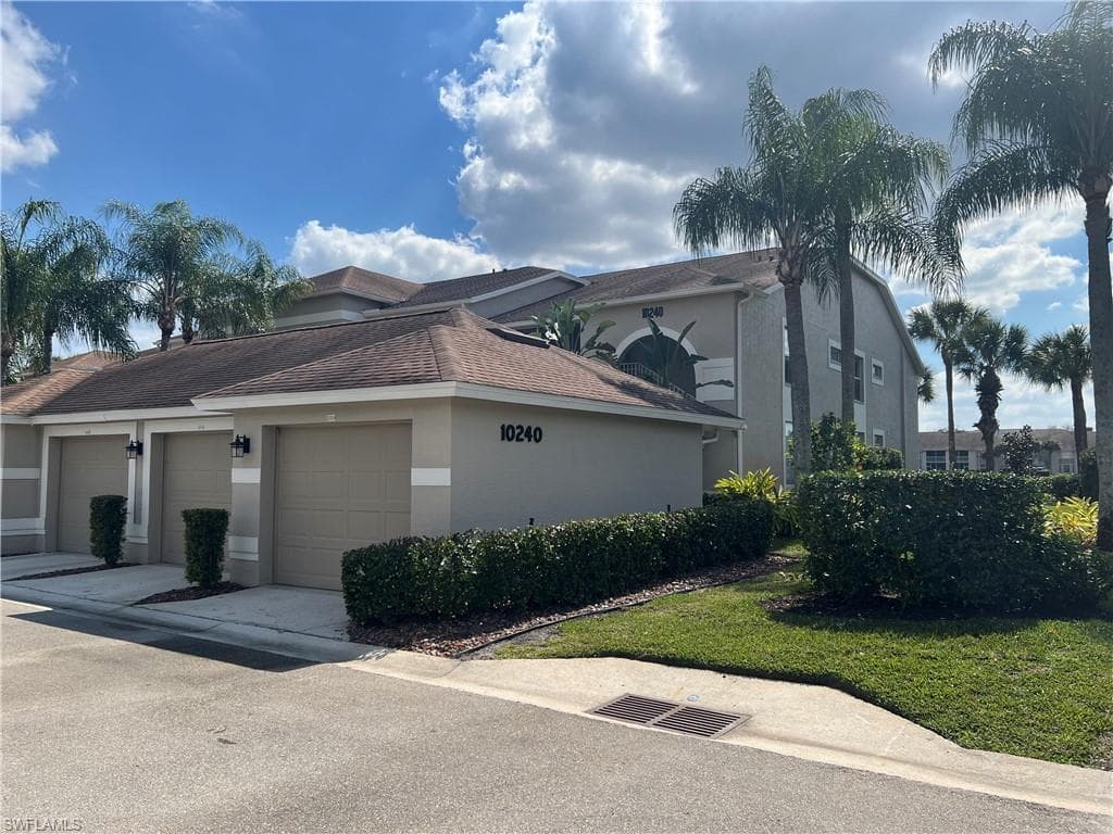 10240 Washingtonia Palm WAY 2024 FORT MYERS, FL 33966