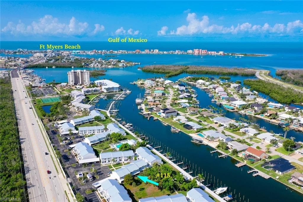 18038 San Carlos BLVD 115 FORT MYERS BEACH, FL 33931