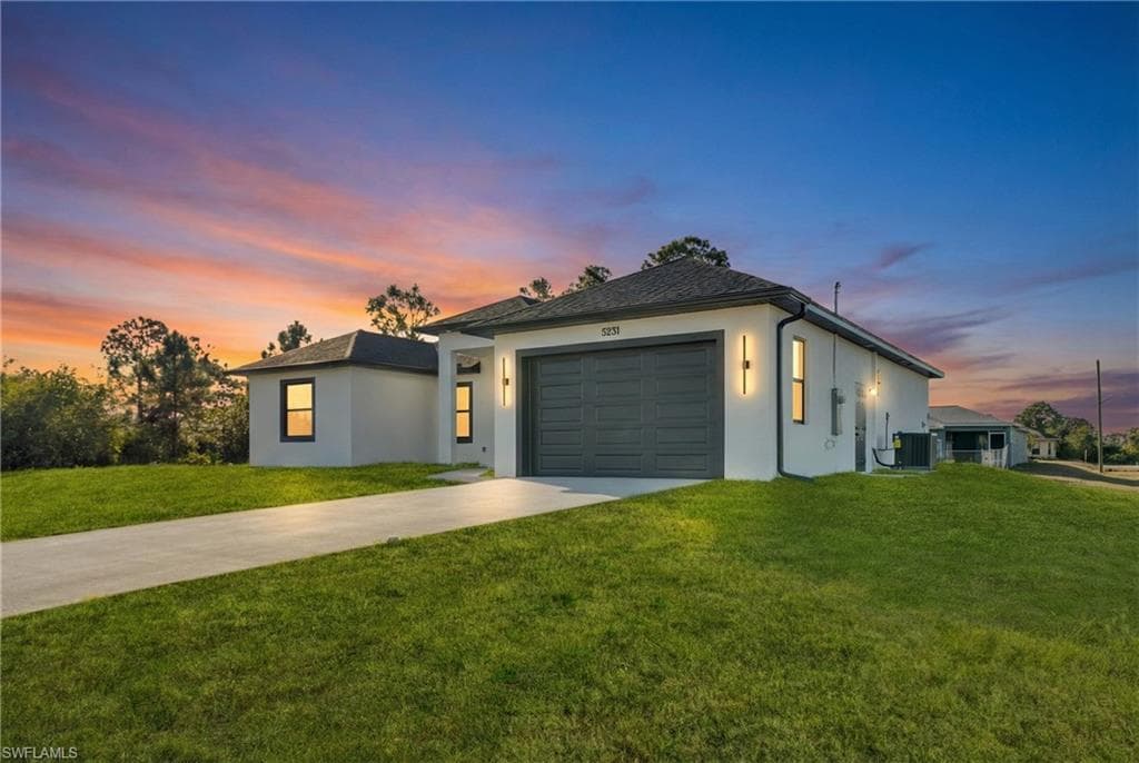 5231 6th ST W LEHIGH ACRES, FL 33971