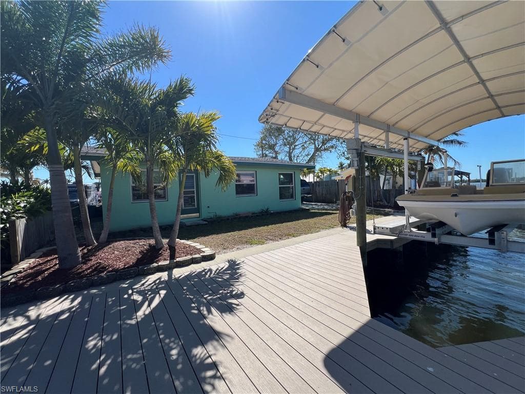 2650 Coco Plum DR MATLACHA, FL 33993