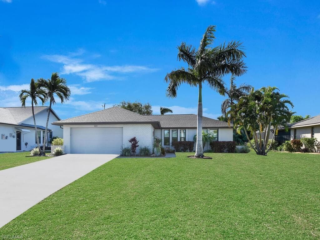 1522 SW 49th ST CAPE CORAL, FL 33914