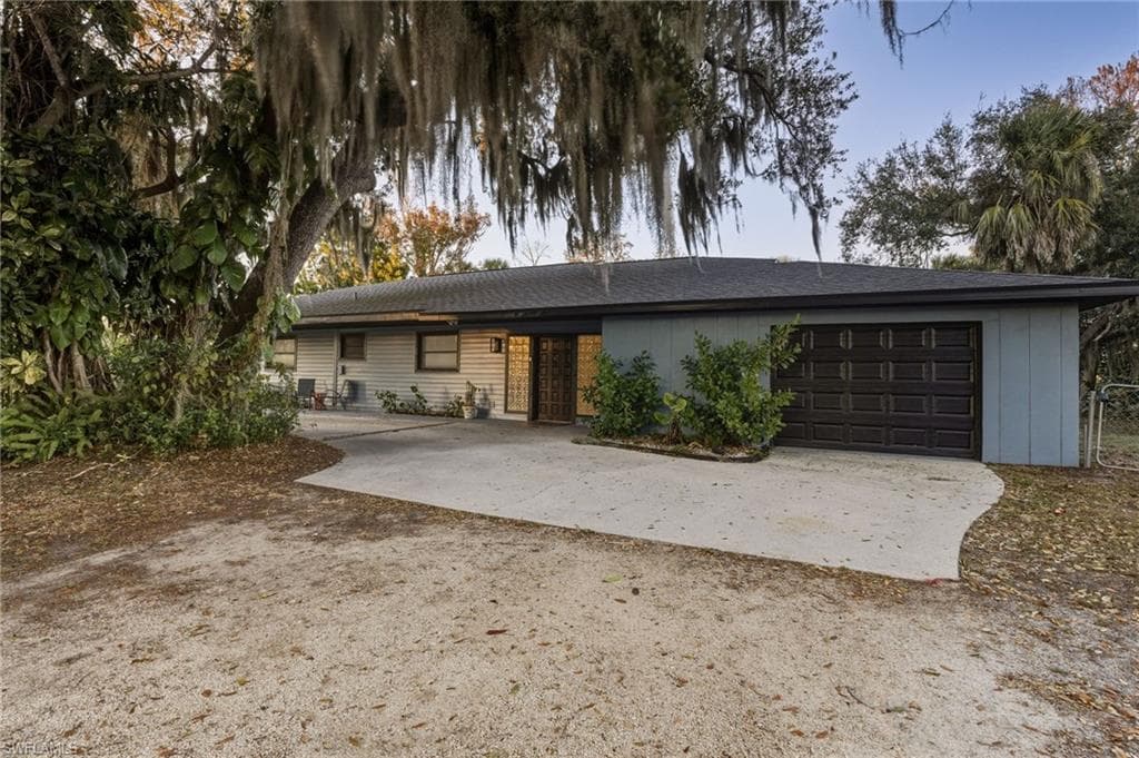 5700 Oakview LN PUNTA GORDA, FL 33950